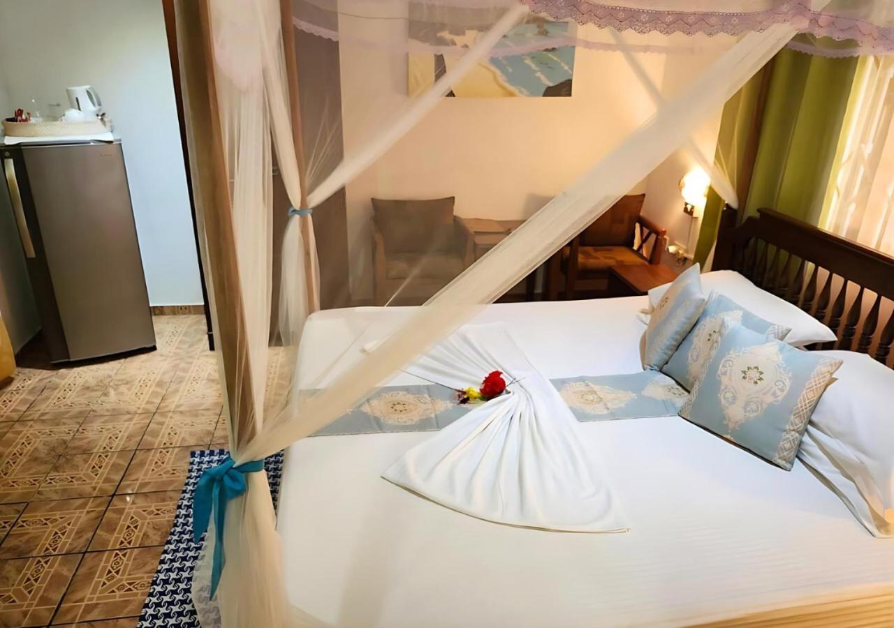 Buisson Guesthouse La Digue Exterior photo