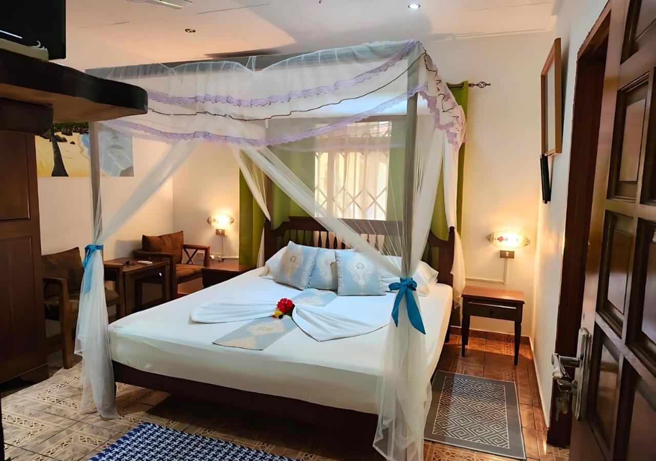 Buisson Guesthouse La Digue Exterior photo