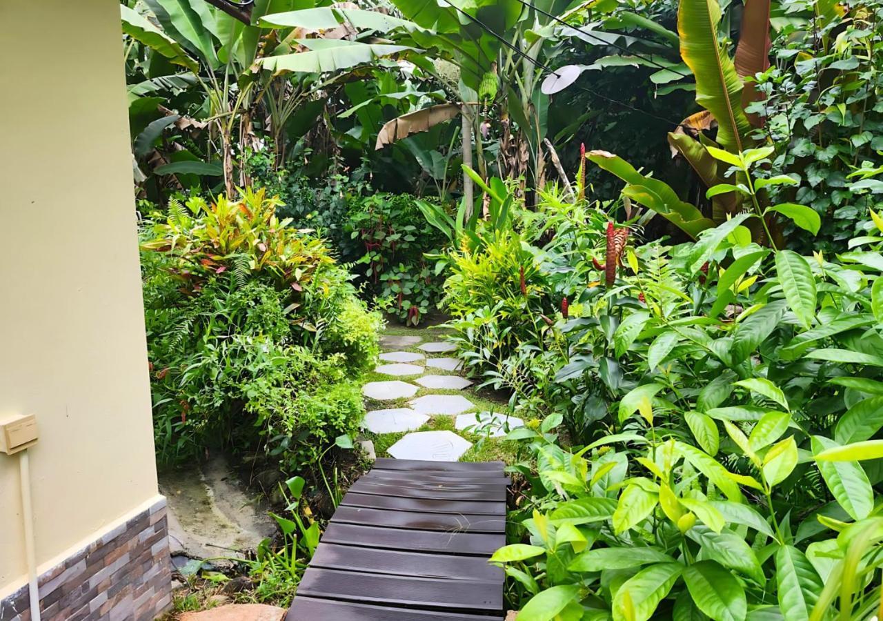 Buisson Guesthouse La Digue Exterior photo